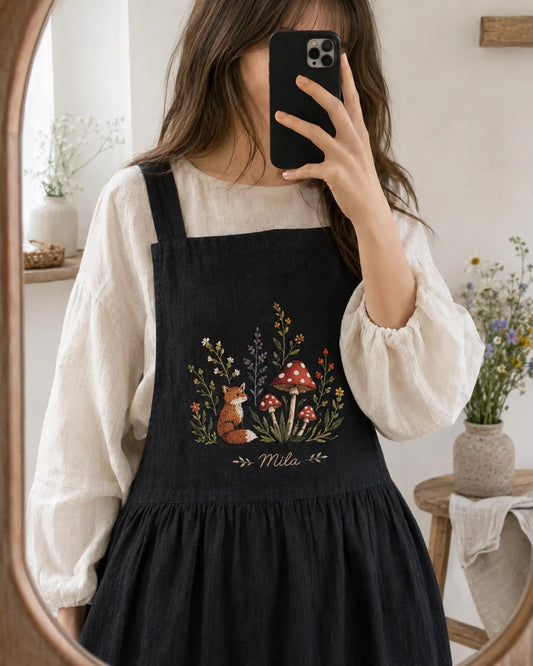Personalized Fox Linen Apron, Hand Embroidered Woodland Animal Apron with Name, Cottagecore Autumn Apron, Custom Gift for Her