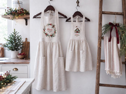 Personalized Mommy and Me Aprons, Matching Mom and Kids Linen Apron, Hand Embroidered Floral Apron, Custom Name Mother Daughter Gift