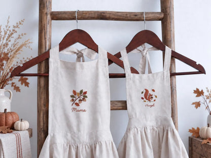 Personalized Mommy and Me Aprons, Matching Mom and Kids Linen Apron Set, Hand Embroidered Acorn & Squirrel, Custom Name Autumn Family Gift